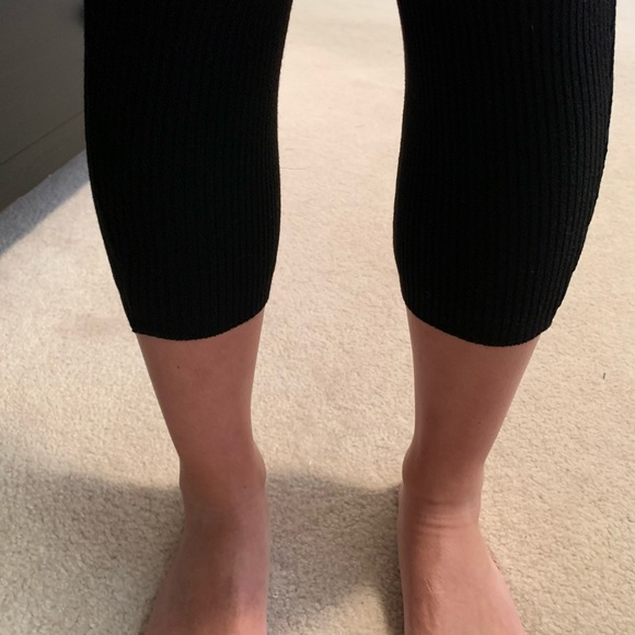 OOTDFash Black Short Sleeve Ribbed Romper with Triangle Cutout - Picture 9 of 10